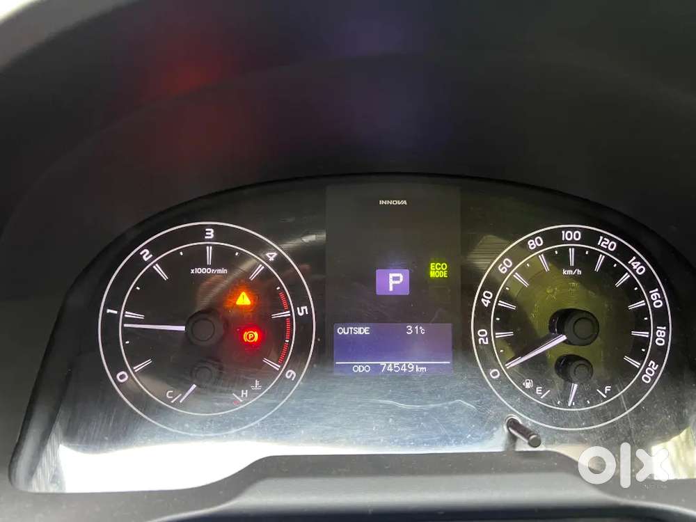 Toyota Innova Crysta 2018 Diesel Well Maintained