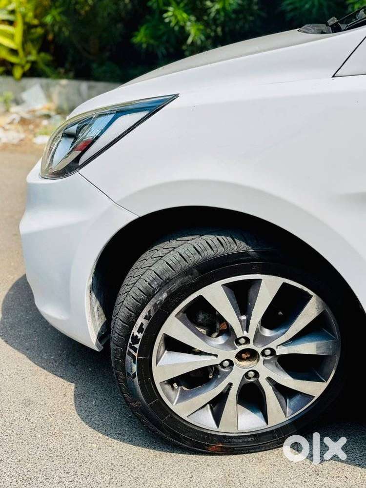Hyundai Fluidic Verna 1.6 Vtvt Sx, 2014, Diesel