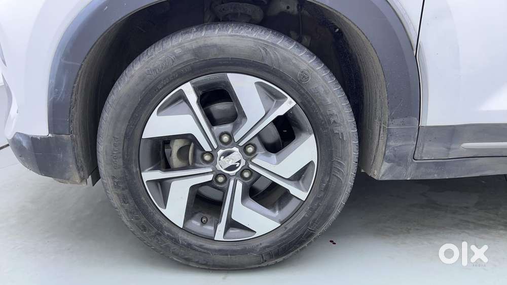 Kia Sonet Htx D, 2023, Petrol