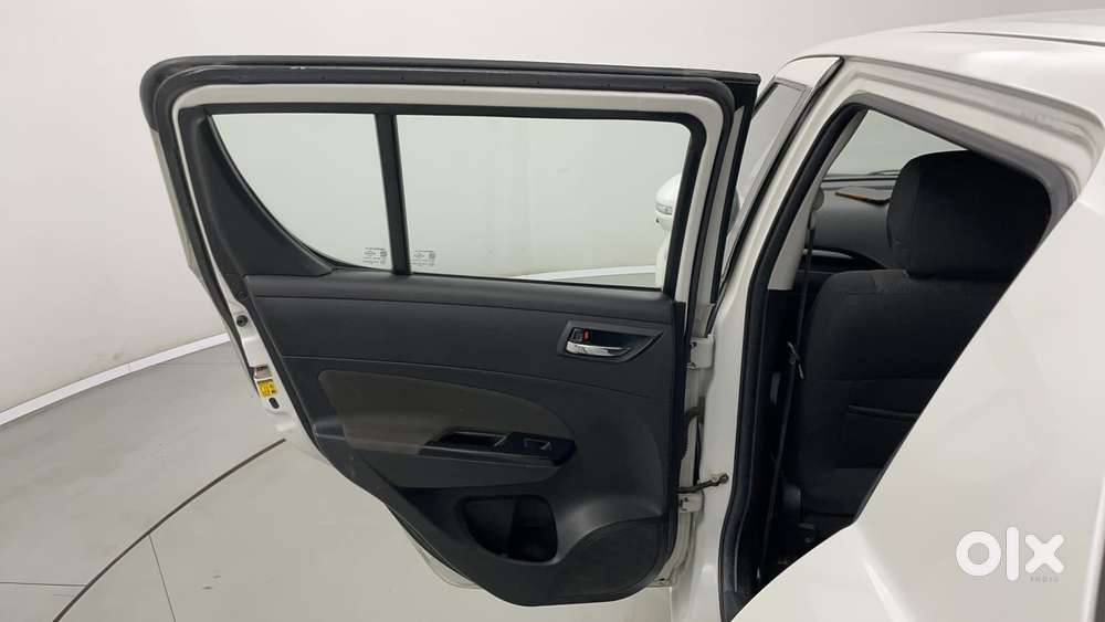 Maruti Suzuki Swift Vvt Vxi, 2016, Petrol
