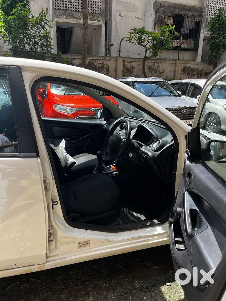 2011 Ford Figo Petrol Manual