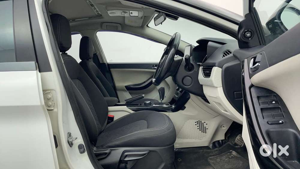 Tata Nexon 1.5 Revotorq Xza Plus S Amt, 2022, Petrol