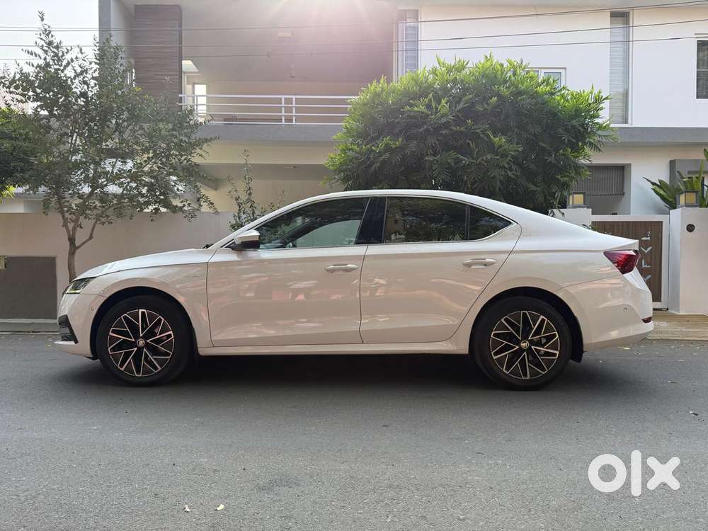 Skoda Octavia, 2021, Petrol