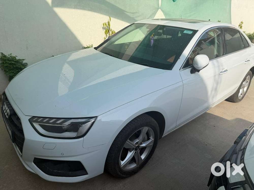 Audi A4 Petrol 1.4 2025