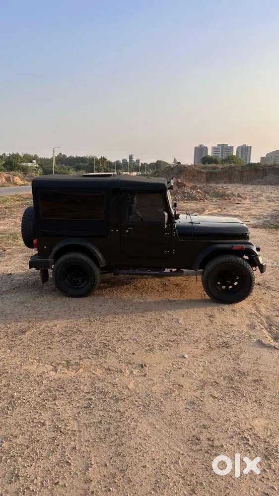 Mahindra Thar 4x4 Crde (semi Hard Top/ Sunroof- Modified)