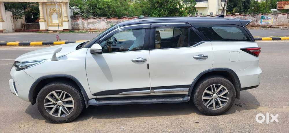 Toyota Fortuner 4x4 At, 2017, Diesel