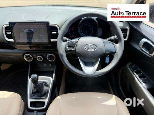 Hyundai Venue 1.2 S Plus, 2020, Petrol