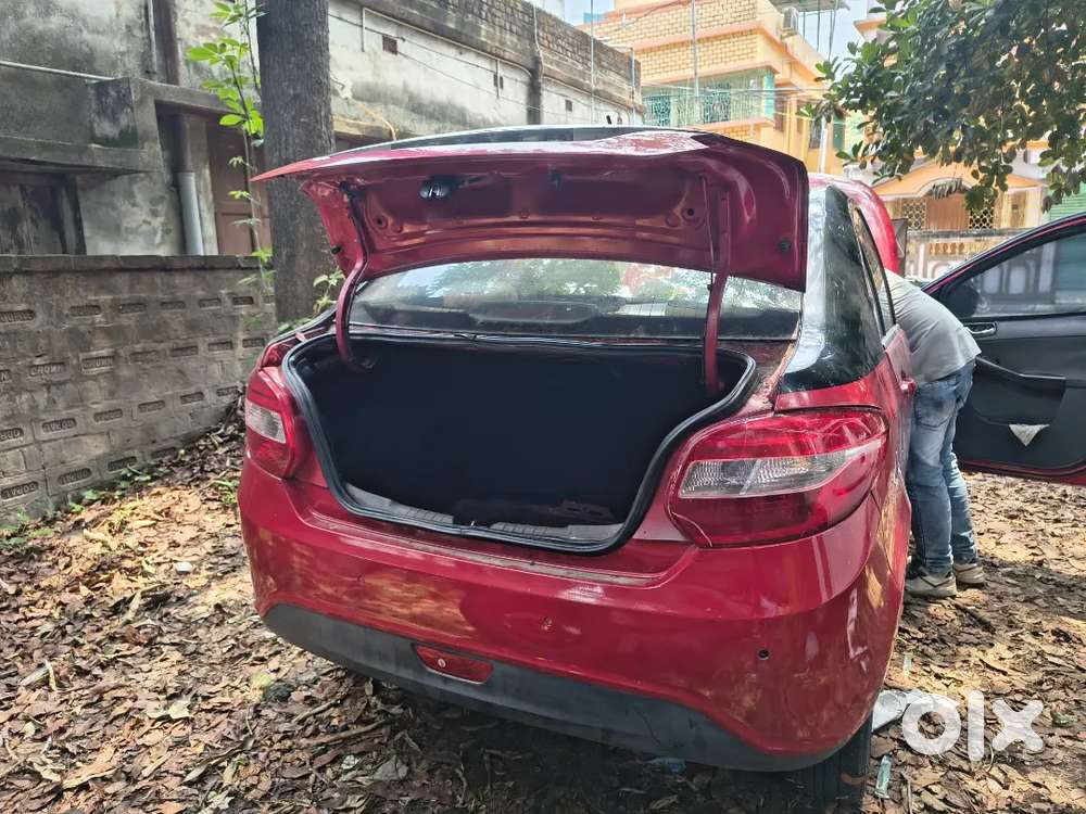 Tata Zest Top Model Revot4on 1.2l Engine Petrol.