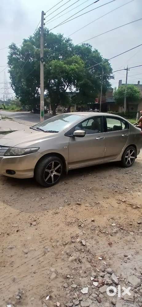 Honda City 2010 Variant Model