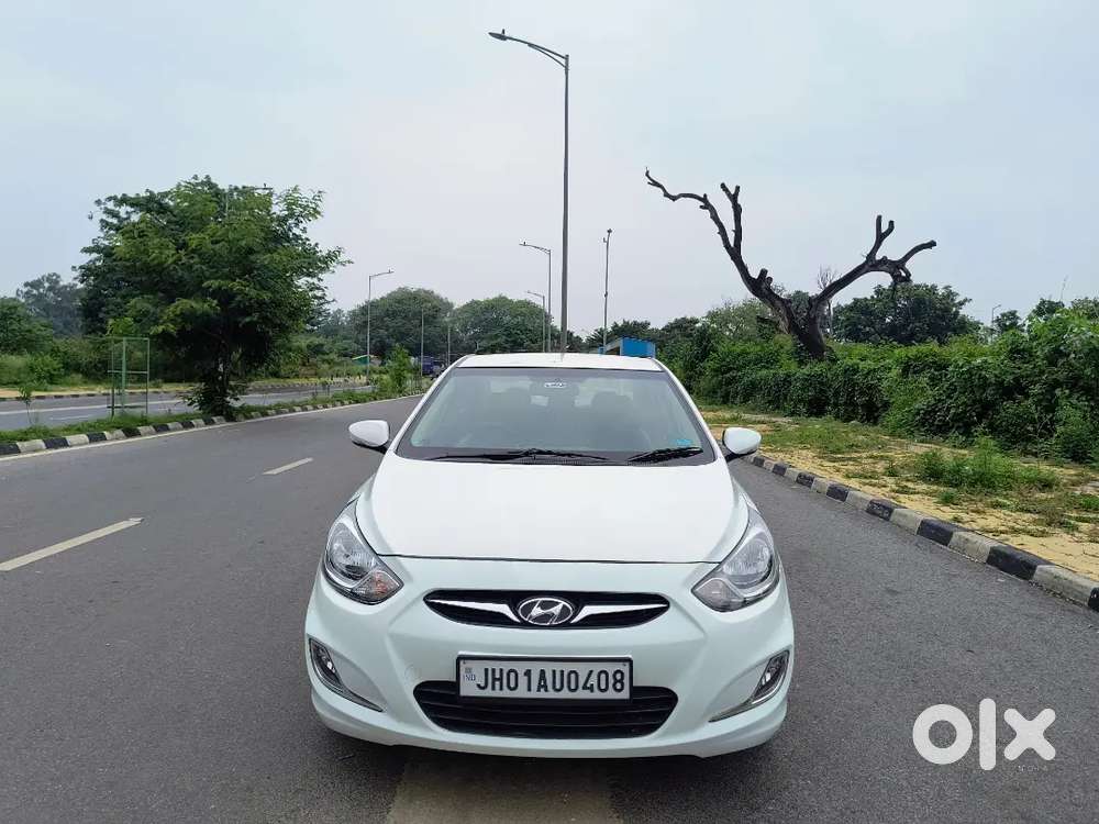 Hyundai Verna 2012 Petrol Well Maintained