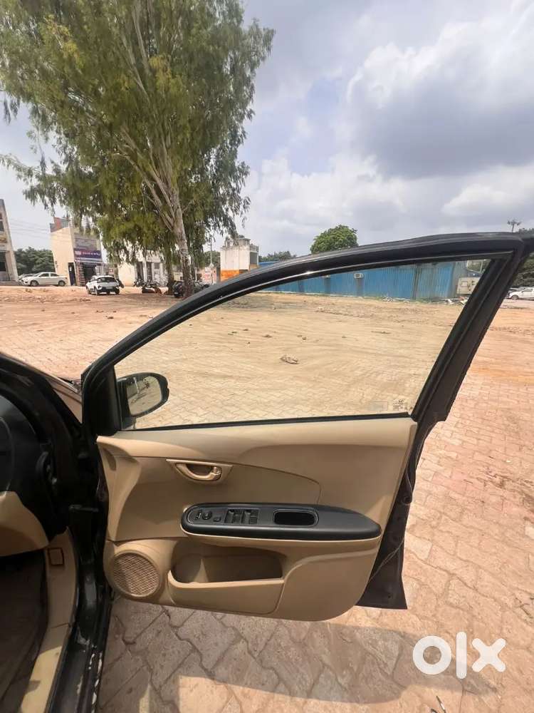 Honda Amaze 2017 S (o) I-vtec
