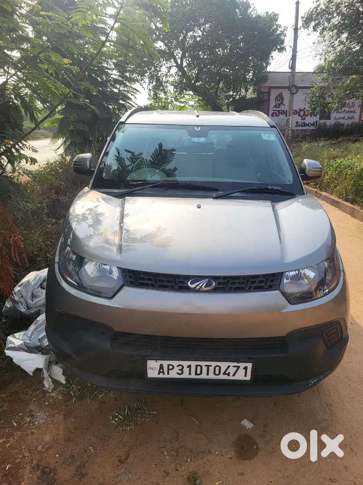 Mahindra Kuv 100 2017