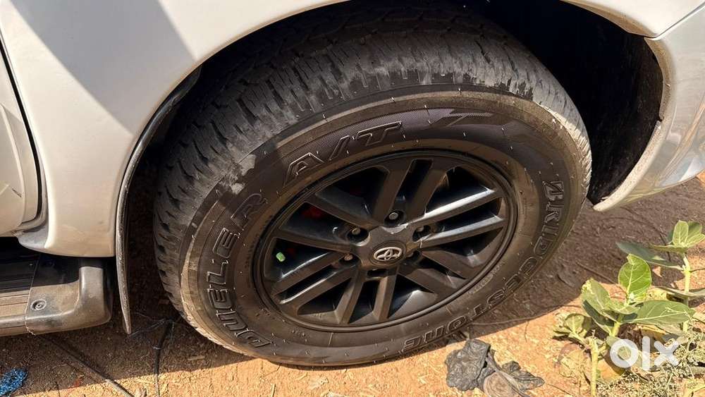 Toyota Car 4x4 2012 Diesel