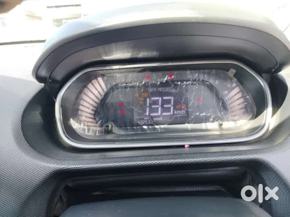 Tata Tiago 1.05 Revotorq Xt, 2021, Petrol