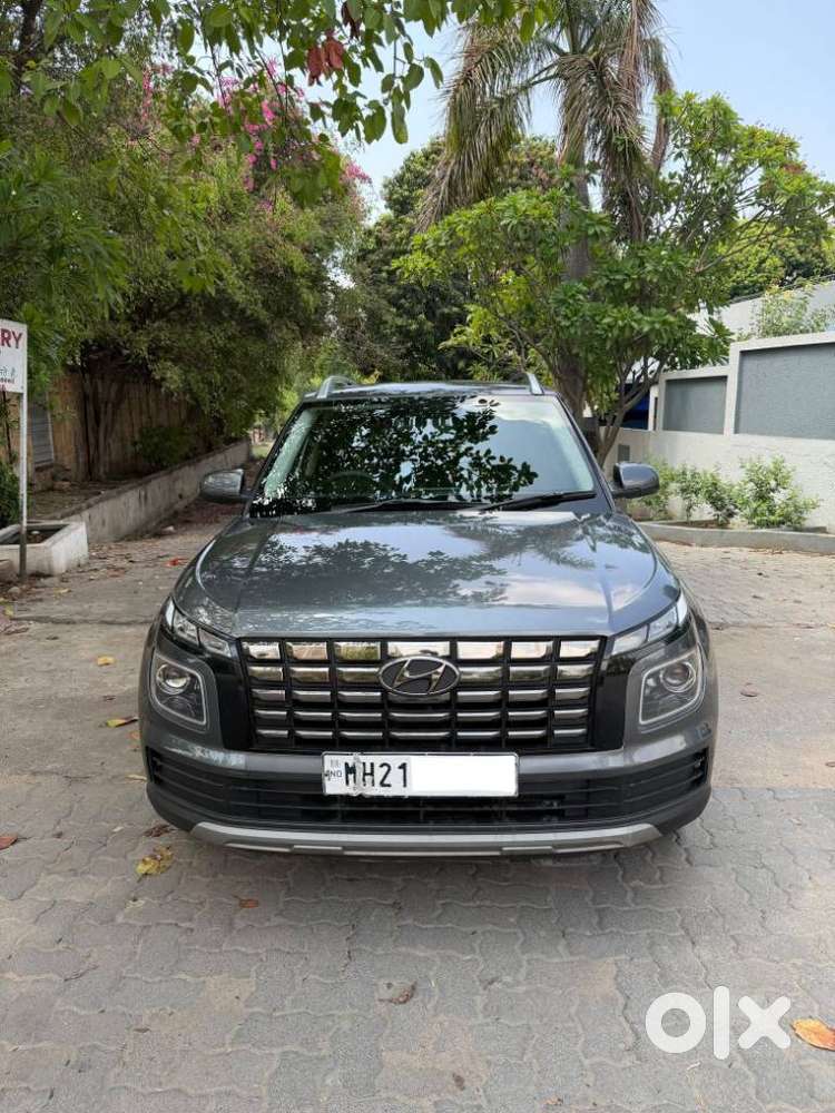 Hyundai Venue Sx (o) Mt 1.5 Diesel, 2022, Diesel