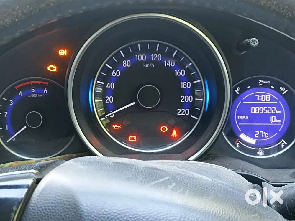 Honda Jazz 2016 Diesel 90000 Km Driven