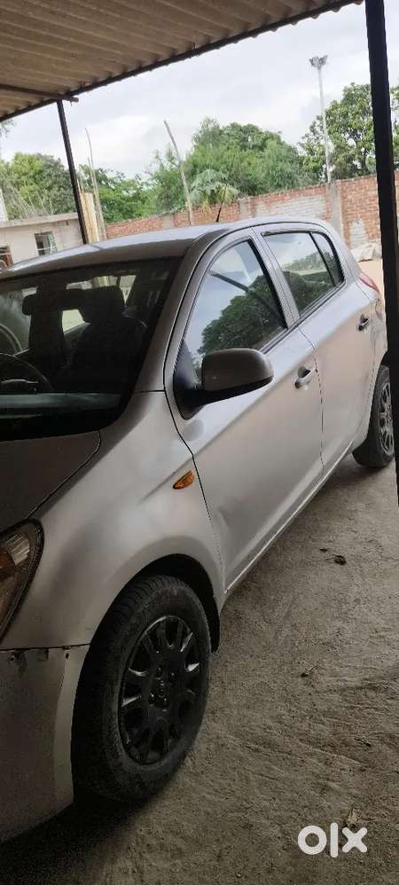 Hyundai I20 2012 Diesel 100000 Km Driven