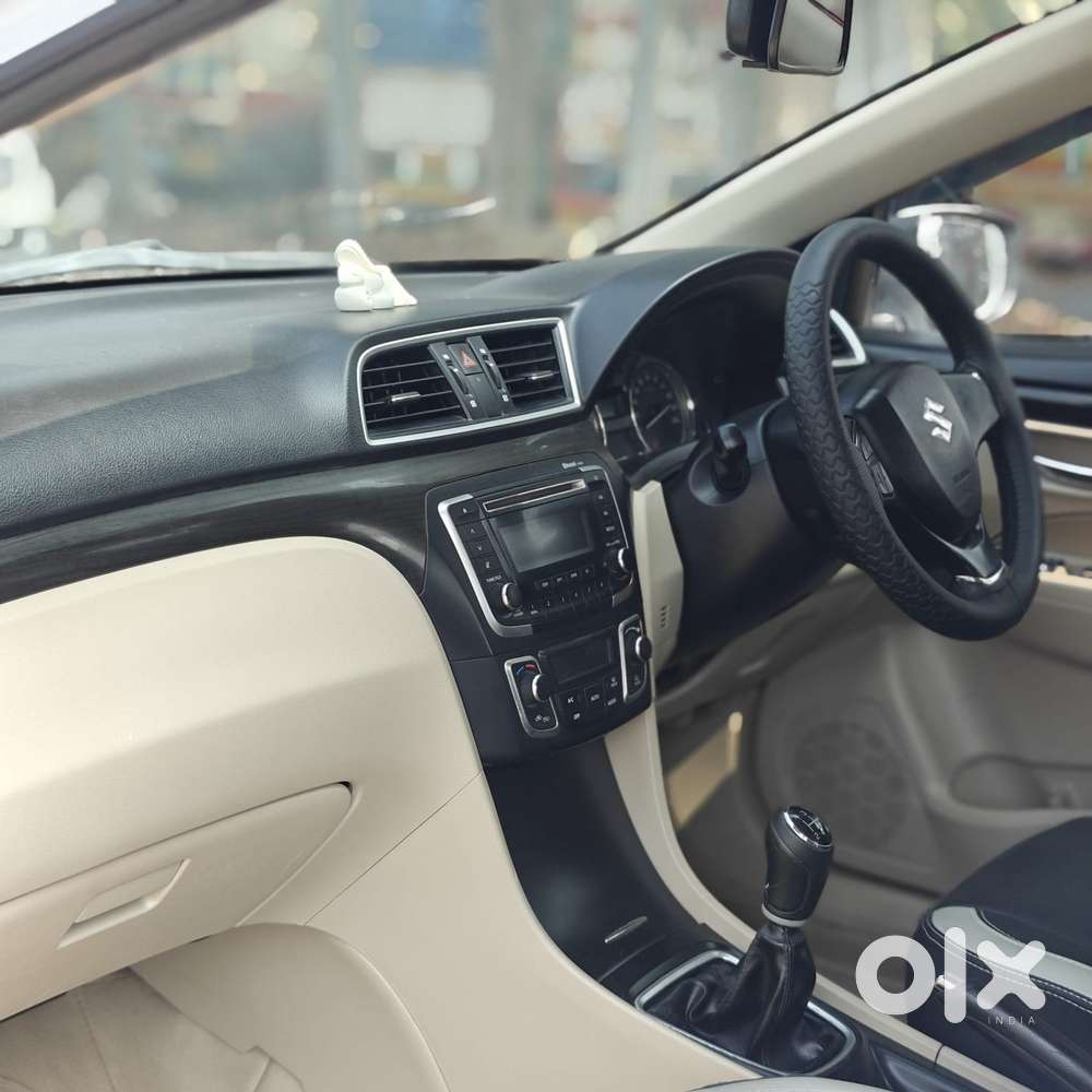 Maruti Suzuki Ciaz 2014-2017 Vxi Plus, 2015, Petrol