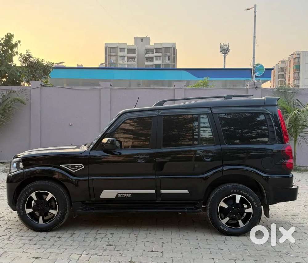Mahindra Scorpio Classic, 2024, Diesel