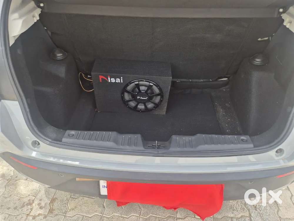 Tata Altroz 2025 Petrol Well Maintained
