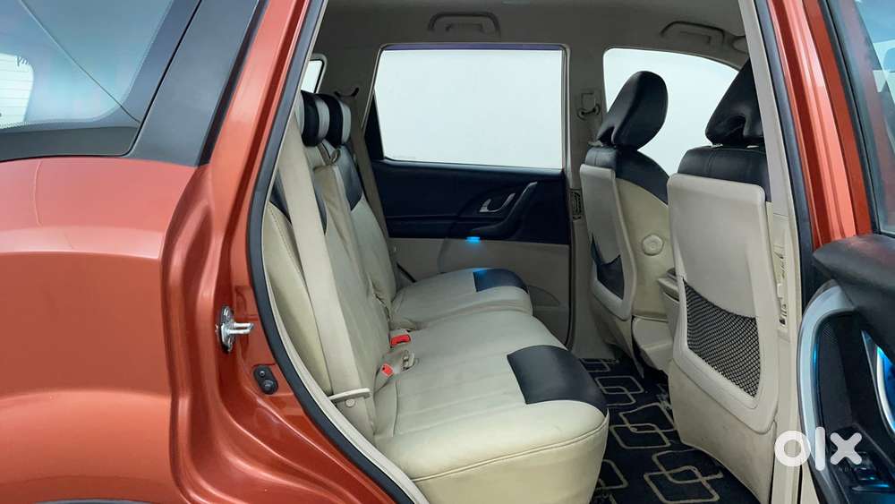 Mahindra Xuv500 W6 2wd, 2018, Diesel
