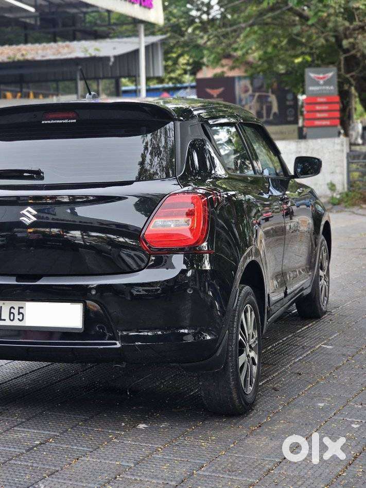Maruti Suzuki Swift Zxi Plus, 2023, Petrol