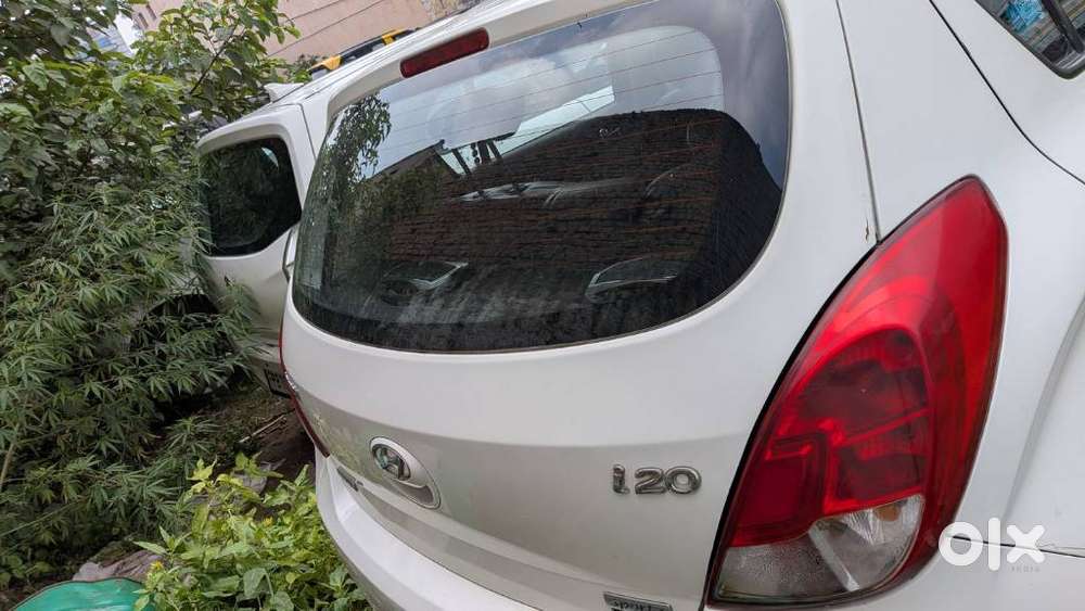 Hyundai I20 Sportz At 1.4, 2012, Diesel