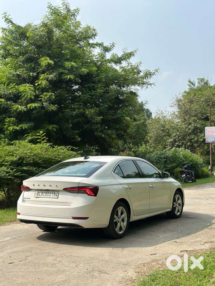 Skoda Octavia 2.0 Style Tsi At, 2022, Petrol