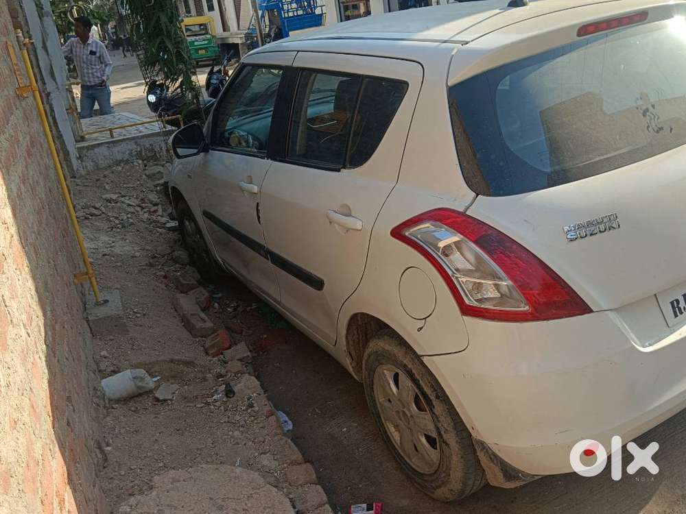 Swift Vdi 2014 And 4 Alloy Wheels  With Stepni 1.