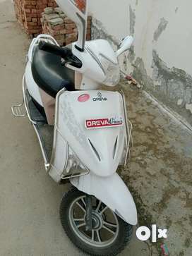 Olx battery wali online scooty