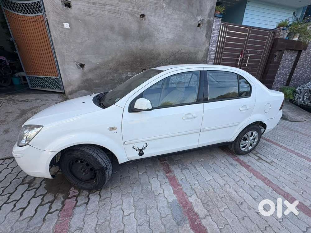 Good Condition Aa Well Maintained Service Done Not Any Problem