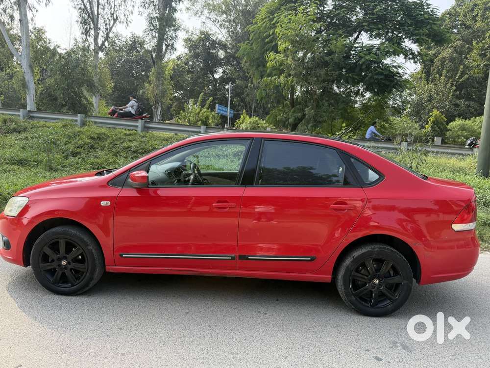 Volkswagen Vento Petrol Highline, 2016, Petrol