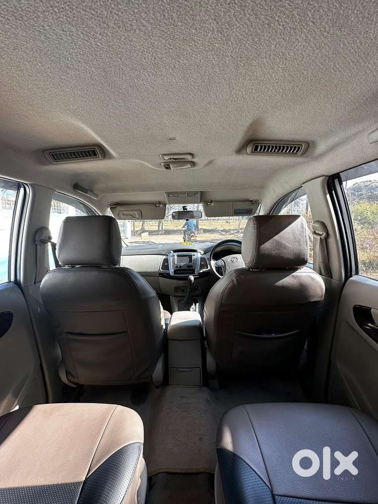 Toyota Innova Diesel 2014