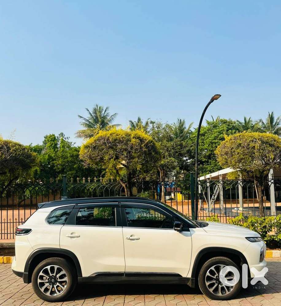 Maruti Suzuki Grand Vitara 1.5 Alpha Smart Hybrid Dual Tone At, 2023..