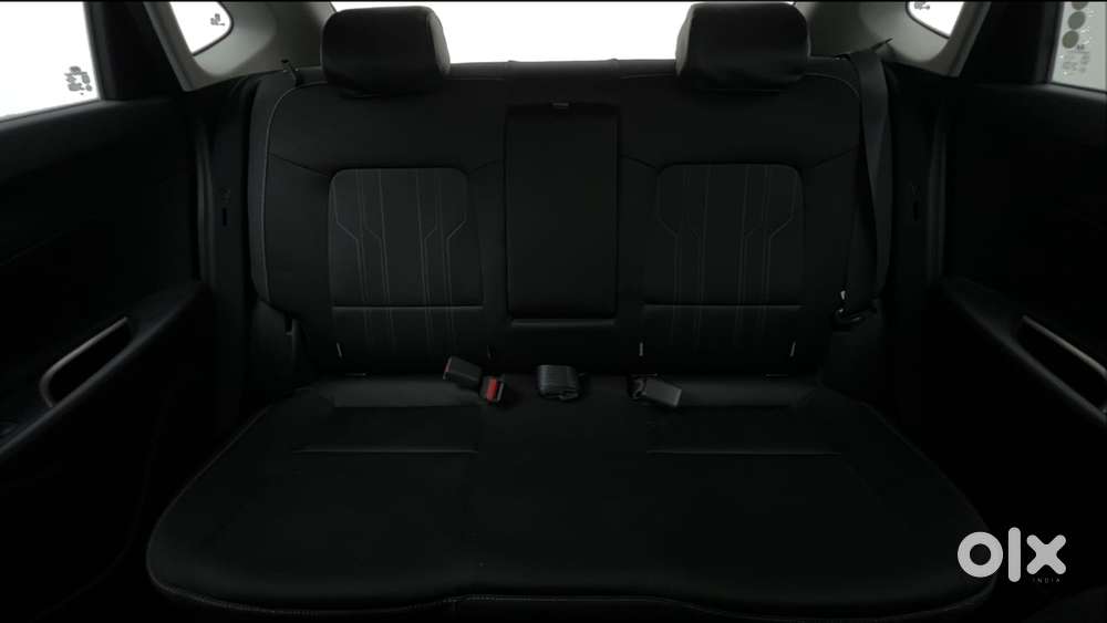 Hyundai I20 Asta (o) 1.2 Ivt, 2022, Petrol