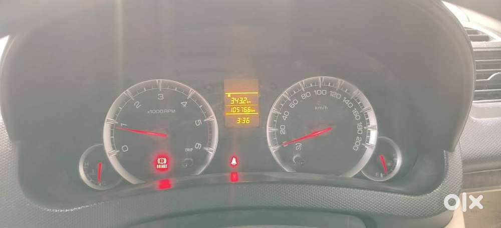 Maruti Suzuki Swift Dzire Vdi, 2015, Diesel
