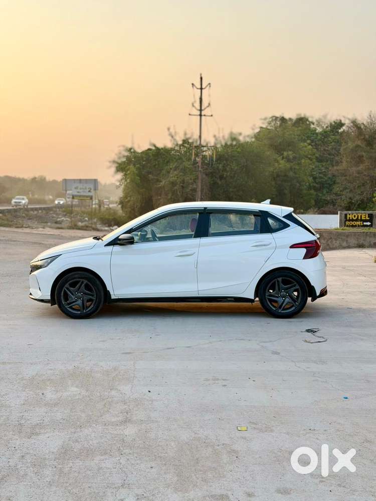 Hyundai I20 1.2 Spotz, 2022, Cng & Hybrids