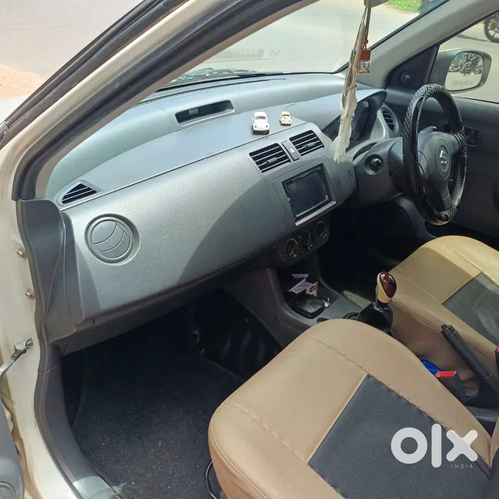 Maruti Suzuki Dzire 2010 Petrol 73400 Km Driven