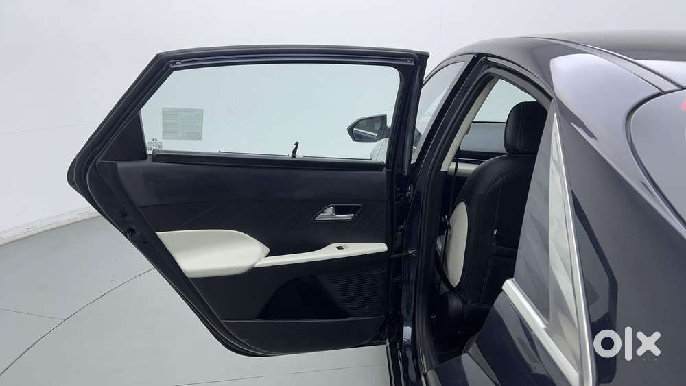 Hyundai Verna 1.5 Sx Petrol Mt, 2024, Petrol