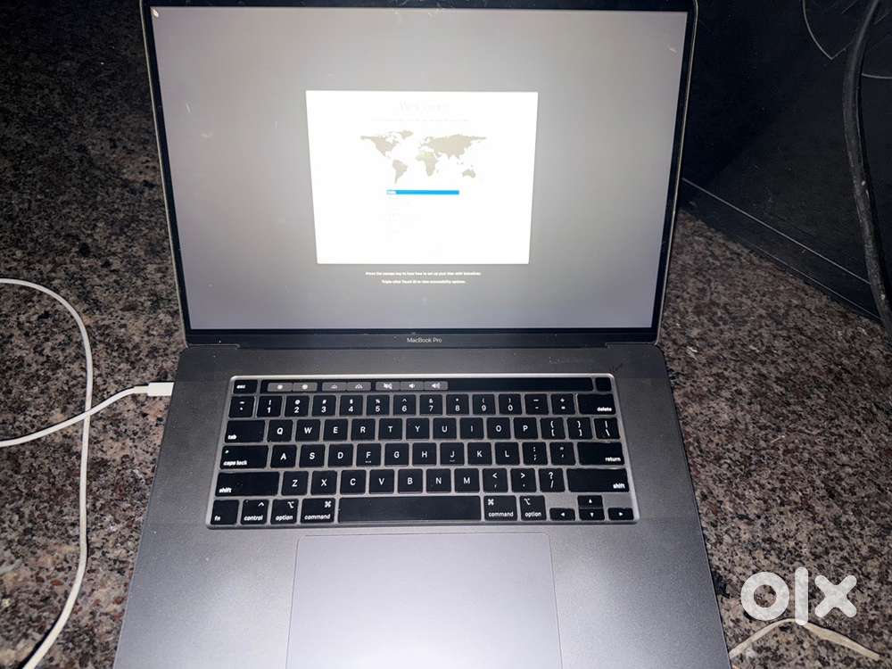 MAC BOOK PRO 2019