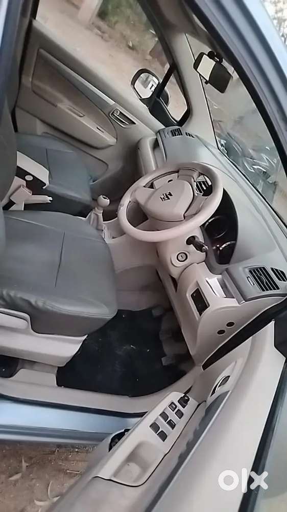 Ertiga Vdi October 2012 Model Is Very Good Condition Show Room Record