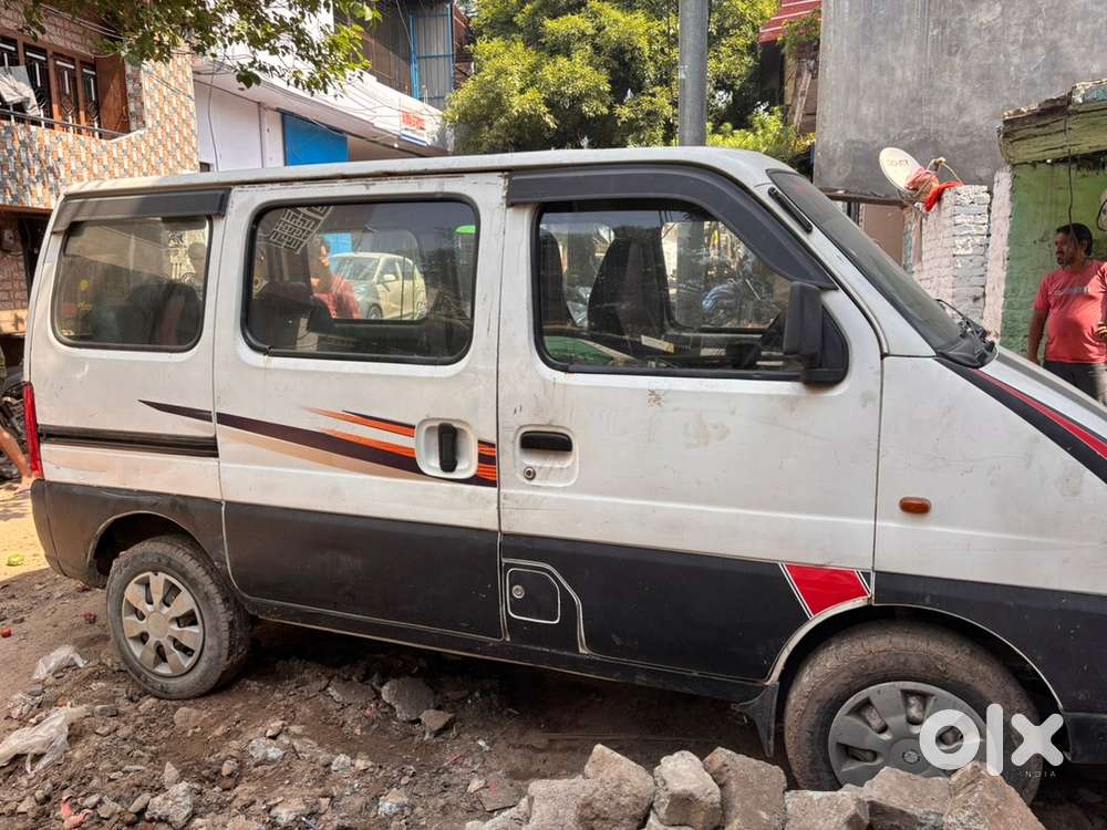 Maruti Eeco 7 Seater 2017