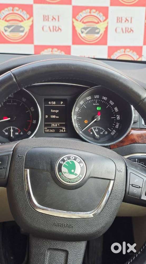 Skoda Superb Elegance Tdi 2.0 At, 2013, Petrol