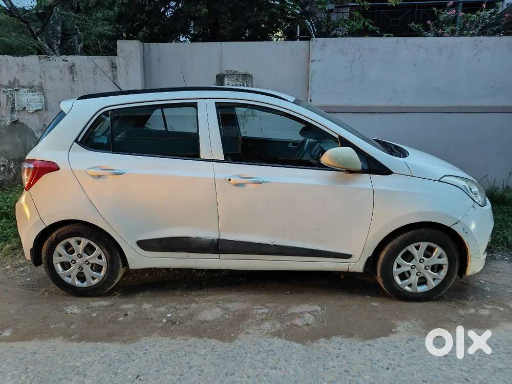 Hyundai Grand I10 Sportz 2016