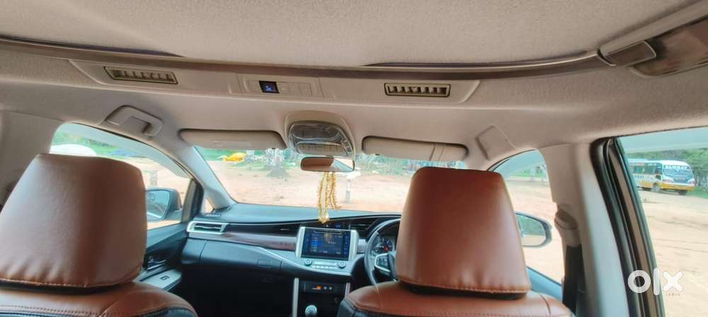 Toyota Innova 2.5 Vx 8 Seater Bs Iv, 2017, Diesel