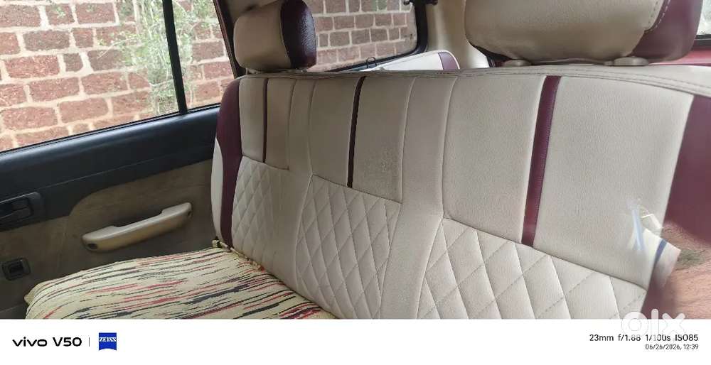 Chevrolet Tavera Car