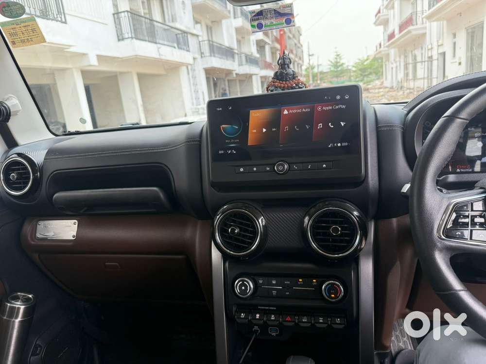 Mahindra Thar Roxx 2025 Ax7l Top End Model With Choice Number