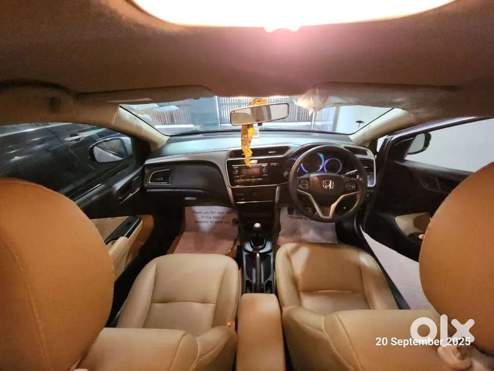 Honda City 2019 Petrol Well Maintained New Tyre,battery,full Insurance