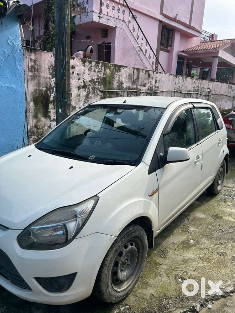 Ford Figo Petrol 2011