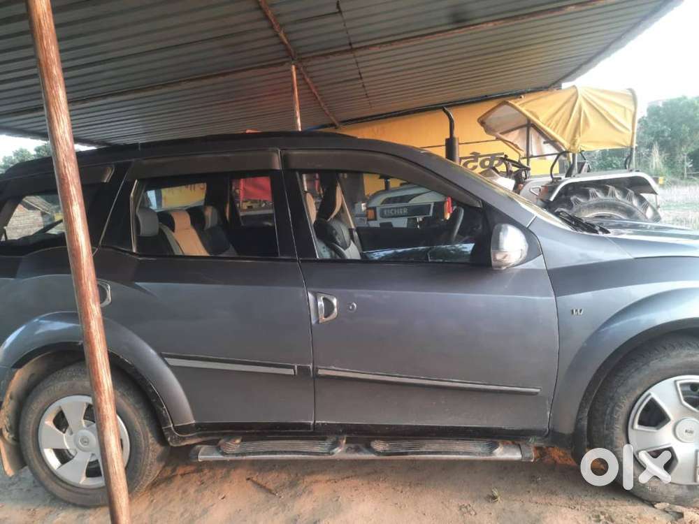 Mahindra Xuv500 2013 Diesel 90000 Km Driven